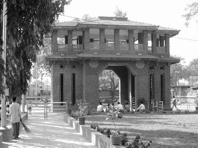 one of the four new gateways into the temple complex; this one is beside lendi